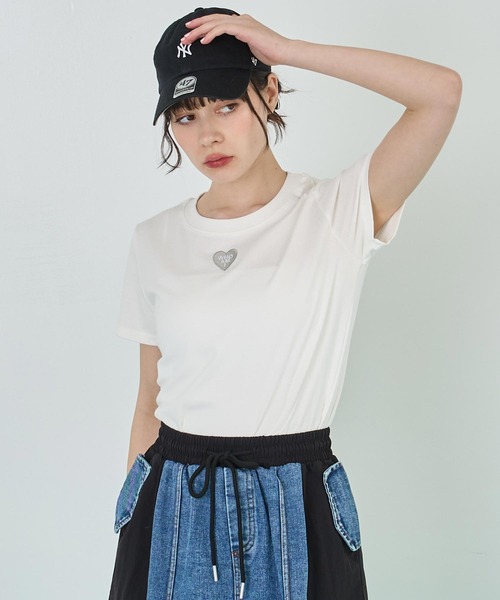ANAP（アナップ）の「同色トーンハート刺繍Tシャツ（Tシャツ/カットソー・レディース・グレー/ブラック/ホワイト・FREE）」の19枚目の写真