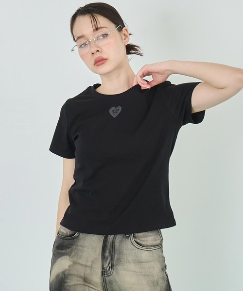 ANAP（アナップ）の「同色トーンハート刺繍Tシャツ（Tシャツ/カットソー・レディース・グレー/ブラック/ホワイト・FREE）」の16枚目の写真