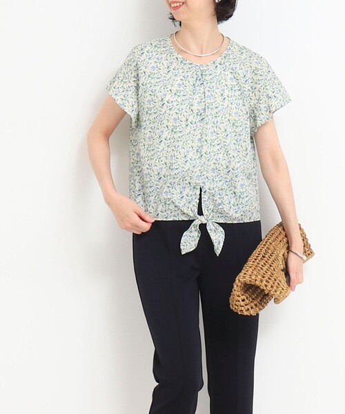 NOLLEY'S LIGHT(ノーリーズライト)の「コットンローンプリントフロントリボンブラウス(シャツ/ブラウス・レディース・グリーン系その他3/イエロー系その他・38)」の2枚目の写真