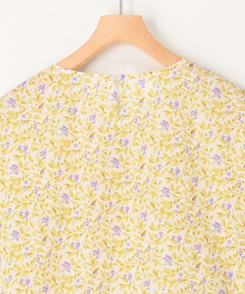 NOLLEY'S LIGHT(ノーリーズライト)の「コットンローンプリントフロントリボンブラウス(シャツ/ブラウス・レディース・グリーン系その他3/イエロー系その他・38)」の4枚目の写真