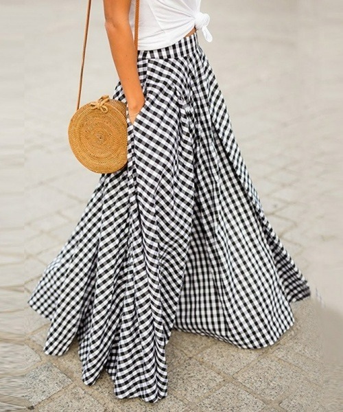gossip!ロサンゼルス(ゴシップロサンゼルス)の「【Y2Kガーリー】レトロチェック*ハイウエストロングスカート(スカート・レディース・ブルー/ブラック・L/M/S)」の2枚目の写真