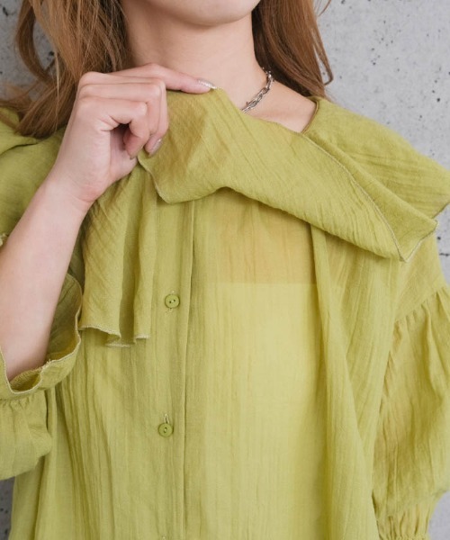 aquagarage（アクアガレージ）の「2wayラッフルフリル襟ブラウス（シャツ/ブラウス・レディース・オフホワイト/ブラック/グリーン系その他・M/L）」の7枚目の写真