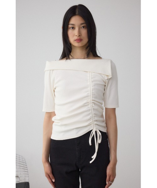 AZUL by moussy(アズールバイマウジー)の「スクエアネックドロストカットトップス(Tシャツ/カットソー・レディース・アイボリー/ブラック/チャコールグレー/レッド・FREE)」の8枚目の写真