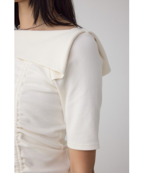 AZUL by moussy(アズールバイマウジー)の「スクエアネックドロストカットトップス(Tシャツ/カットソー・レディース・アイボリー/ブラック/チャコールグレー/レッド・FREE)」の12枚目の写真