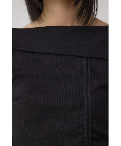 AZUL by moussy(アズールバイマウジー)の「スクエアネックドロストカットトップス(Tシャツ/カットソー・レディース・アイボリー/ブラック/チャコールグレー/レッド・FREE)」の20枚目の写真