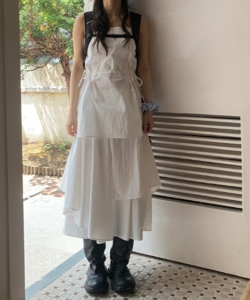 Vipoa（ヴィポア）の「アシンメトリールーズスカート（スカート・レディース・ホワイト/ブラック・FREE）」の13枚目の写真