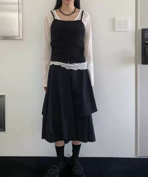 Vipoa（ヴィポア）の「アシンメトリールーズスカート（スカート・レディース・ホワイト/ブラック・FREE）」の14枚目の写真