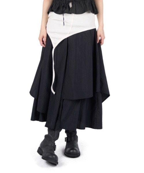 Vipoa（ヴィポア）の「アシンメトリールーズスカート（スカート・レディース・ホワイト/ブラック・FREE）」の15枚目の写真