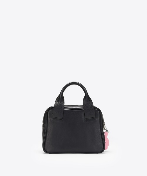 BIGOTRE(ビゴター)の「Carne Bollente×BIGOTRE BREAD Dickface 2(ハンドバッグ・レディース・ブラック・ONE SIZE)」の2枚目の写真