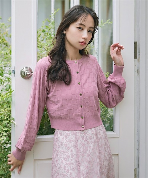 SWINGLE（スウィングル）の「金ボタンリンクスニットカーディガン（カーディガン/ボレロ・レディース・ピンク/ブラック/オフホワイト・FREE）」の3枚目の写真