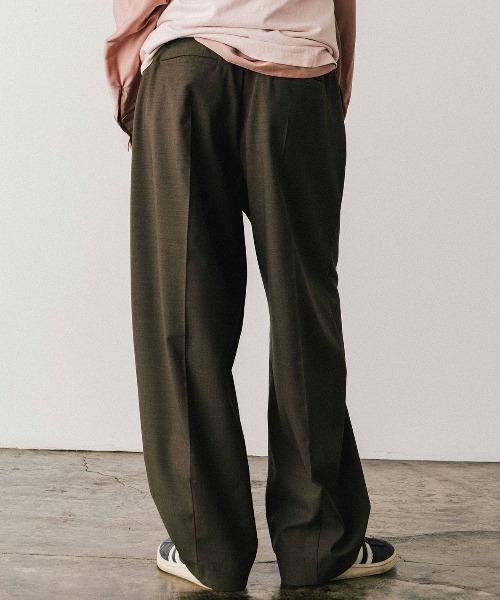 CREDONA(クレドナ)の「THE BARREL TROUSERS/バレルトラウザーズ(スラックス・レディース・ライトベージュ/ブラウン・0/1)」の20枚目の写真