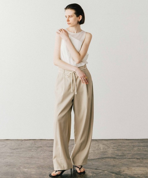 CREDONA(クレドナ)の「THE BARREL TROUSERS/バレルトラウザーズ(スラックス・レディース・ライトベージュ/ブラウン・0/1)」の16枚目の写真