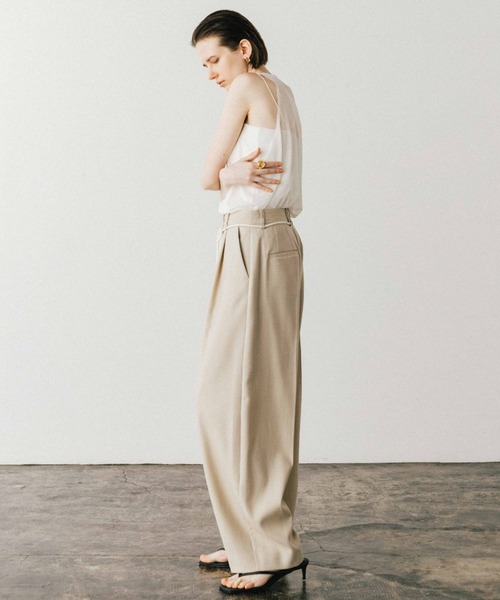 CREDONA(クレドナ)の「THE BARREL TROUSERS/バレルトラウザーズ(スラックス・レディース・ライトベージュ/ブラウン・0/1)」の15枚目の写真