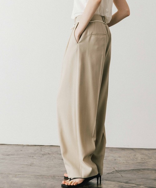 CREDONA(クレドナ)の「THE BARREL TROUSERS/バレルトラウザーズ(スラックス・レディース・ライトベージュ/ブラウン・0/1)」の12枚目の写真