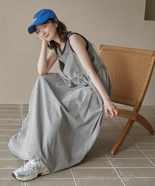 coen（コーエン）の「コットンレーヨンデニムキャミワンピース（ワンピース・レディース・コバルトブルー/ネイビー/ライトグレー・M/L）」の2枚目の写真