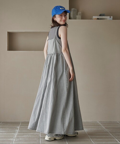 coen（コーエン）の「コットンレーヨンデニムキャミワンピース（ワンピース・レディース・コバルトブルー/ネイビー/ライトグレー・M/L）」の6枚目の写真