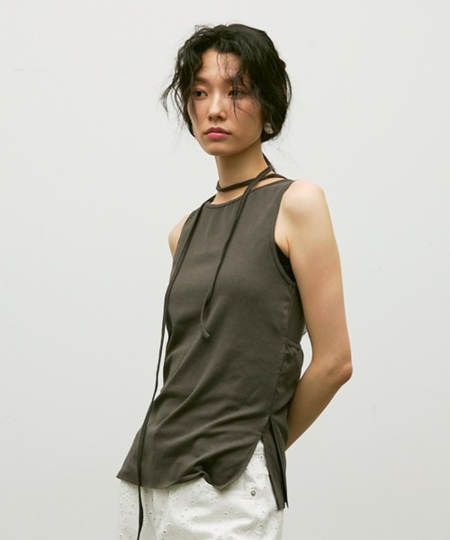Lutim by u(ルチバイユー)の「Multi-way wrap design t shirt / マルチウェイラップデザインTシャツ(Tシャツ/カットソー・レディース・ナチュラル/チャコールグレー/ブルー・FREE)」の1枚目の写真