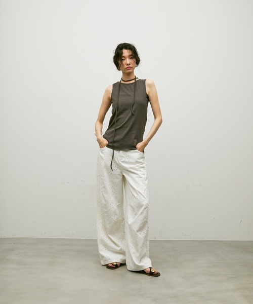 Lutim by u(ルチバイユー)の「Multi-way wrap design t shirt / マルチウェイラップデザインTシャツ(Tシャツ/カットソー・レディース・ナチュラル/チャコールグレー/ブルー・FREE)」の16枚目の写真