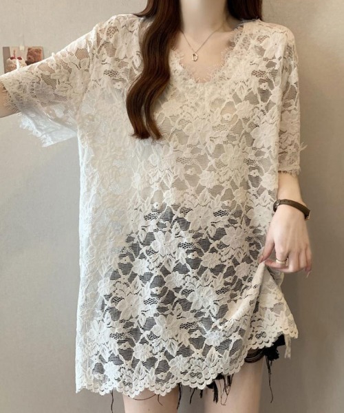 SallyLunn（サリーラン）の「Vネックレーストップス（シャツ/ブラウス・レディース・ブラック/ホワイト・LARGE/MEDIUM）」の9枚目の写真