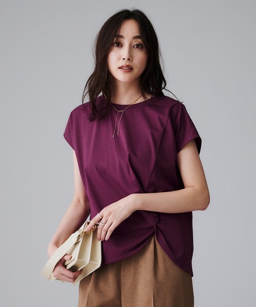 UNTITLED（アンタイトル）の「【洗える/Tシャツ】ツイストプルオーバー（Tシャツ/カットソー・レディース・オフホワイト/ボルドー/チャコールグレー・00/02/04/44/48/50）」の3枚目の写真