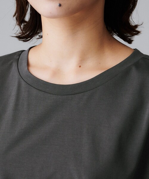 UNTITLED（アンタイトル）の「【洗える/Tシャツ】ツイストプルオーバー（Tシャツ/カットソー・レディース・オフホワイト/ボルドー/チャコールグレー・00/02/04/44/48/50）」の20枚目の写真