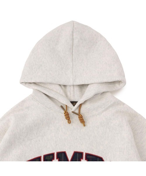 Timberland（ティンバーランド）の「【TOKYO DESIGN COLLECTIVE】フーディー ユニセックス（パーカー・メンズ・グレイッシュベージュ・LARGE/MEDIUM/X-LARGE/XX-LARGE）」の2枚目の写真