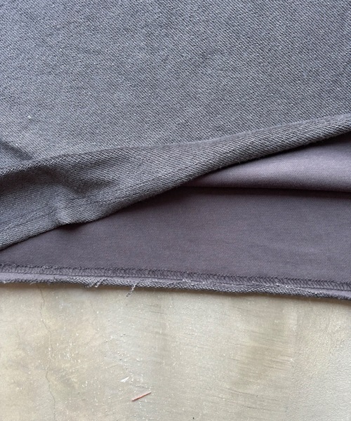 SHAGGIE（シャギー）の「【ViVi掲載】スタッズ付き2WAYオフショルスウェット（スウェット・レディース・レッド/チャコールグレー/ブラック・FREE）」の15枚目の写真