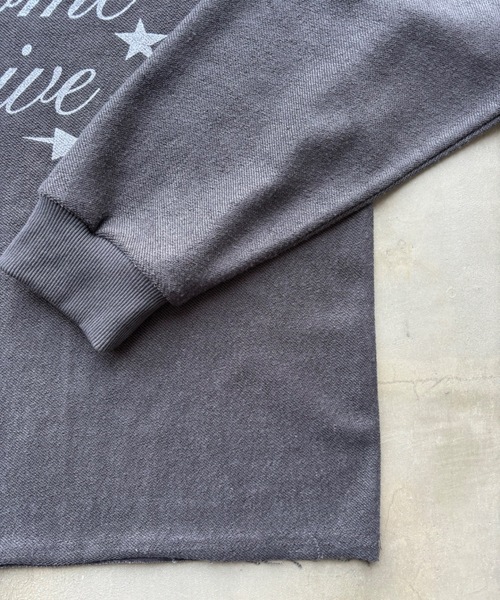 SHAGGIE（シャギー）の「【ViVi掲載】スタッズ付き2WAYオフショルスウェット（スウェット・レディース・レッド/チャコールグレー/ブラック・FREE）」の16枚目の写真