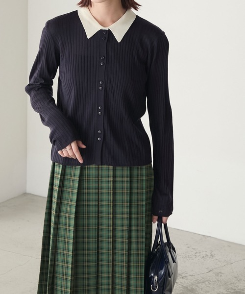 BONLECILL（ボンルシール）の「【マシンウォッシャブル】シアーテレコポロニット多ボタンカーディガン（カーディガン/ボレロ・レディース・ブラック/アイボリー/ネイビー/モスグリーン/レッド/ブラウン/ピンク/グレー・FREE）」の19枚目の写真