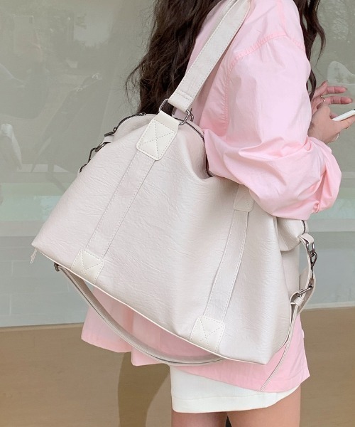 yuue' ( wear )（ユーイ）の「2WAY大容量トートバッグ/ママバッグ/旅行バッグ/A4サイズ対応（ショルダーバッグ・レディース・ブラウン/アイボリー/ブラック・FREE）」の2枚目の写真
