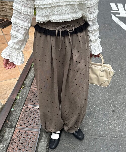 CIAOPANIC(チャオパニック)の「ドットカーブライトスウェットパンツ(その他パンツ・レディース・ライトグレー/カーキ/ブラック・SMALL/MEDIUM/X-SMALL)」の2枚目の写真