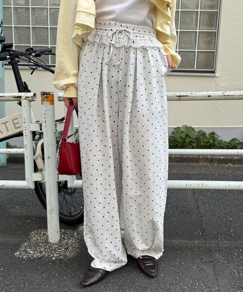 CIAOPANIC(チャオパニック)の「ドットカーブライトスウェットパンツ(その他パンツ・レディース・ライトグレー/カーキ/ブラック・SMALL/MEDIUM/X-SMALL)」の1枚目の写真