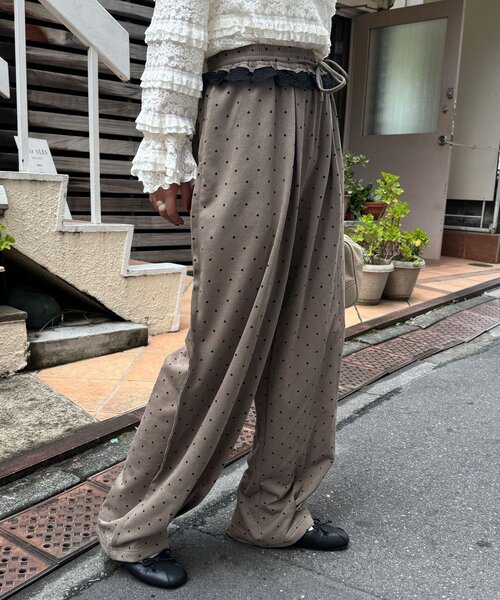 goa ギミックスウェットパンツ　ベージュ goa ギミックスウェットパンツ ベージュ goa ギミックスウェット