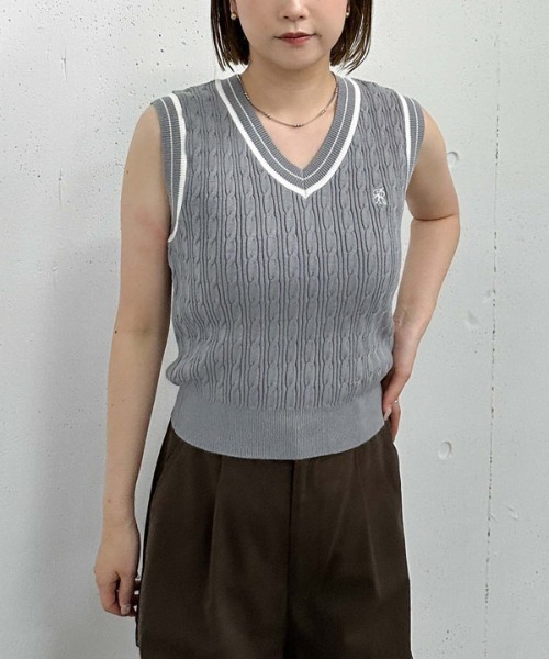 ALBA ROSAニットベスト アルバローザスクールベスト 刺繍 ALBA ROSAニットベスト アルバローザスクールベスト 刺繍