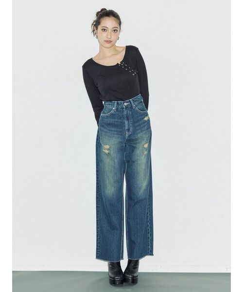 EVRIS（エヴリス）の「ハイウエストバックリボンワイドデニムパンツ（デニムパンツ・レディース・インディゴブルー/ライトブルー・SMALL/MEDIUM）」の22枚目の写真