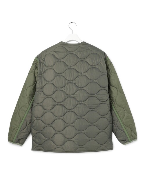 J.PRESS YORK STREET(ジェイプレスヨークストリート)の「【UNISEX】ライナーキルティング ブルゾン(ブルゾン・メンズ・カーキ系/ベージュ系/ブラック系・LARGE/MEDIUM/SMALL)」の7枚目の写真