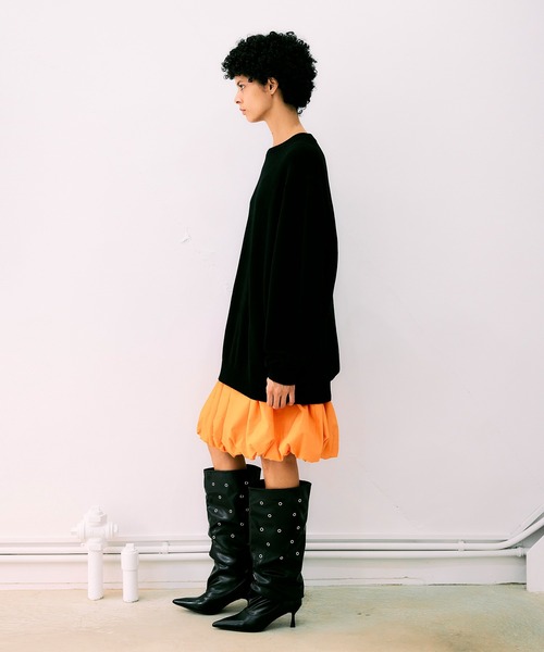 NOISE MAKER（ノイズメーカー）の「《ユニセックス》クルーネックオーバーサイズニット（ニット/セーター・レディース・グレー/ピンク/ブラック・M/S/L）」の4枚目の写真