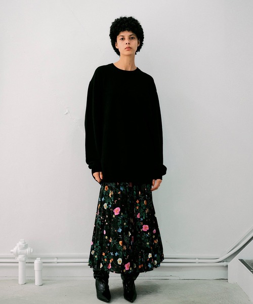 NOISE MAKER（ノイズメーカー）の「《ユニセックス》クルーネックオーバーサイズニット（ニット/セーター・レディース・グレー/ピンク/ブラック・M/S/L）」の7枚目の写真