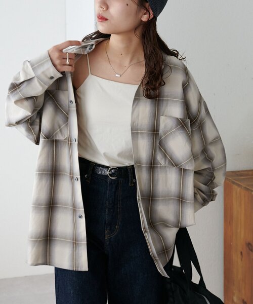 DISCOAT（ディスコート）の「【ユニセックス】オンブレチェックオーバーシャツ（シャツ/ブラウス・レディース・ブラウン/イエロー/アイボリー・FREE）」の11枚目の写真