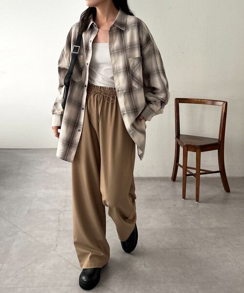 DISCOAT（ディスコート）の「【ユニセックス】オンブレチェックオーバーシャツ（シャツ/ブラウス・レディース・ブラウン/イエロー/アイボリー・FREE）」の14枚目の写真