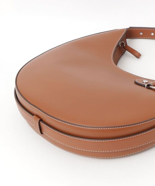 LAUREN RALPH LAUREN（ローレン ラルフ ローレン）の「レザー ラージ Tasha ショルダー バッグ（ショルダーバッグ・レディース・ブラウン・ONE）」の8枚目の写真