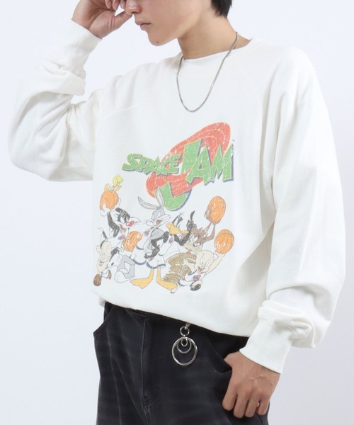 Looney Tunes(ルーニーテューンズ)の「DISCUS ATHLETIC×LOONEY TUNES「スペース・ジャム」 キャラクタープリントスウェットトレーナー メンズ レディース ユニセックス(スウェット・レディース・ホワイト系その他/ブラック/ブラック系その他/ホワイト・L/M)」の12枚目の写真