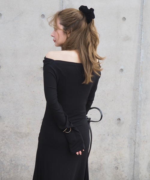 LAULEN(ローレン)の「drape nuance long dress /ドレープニュアンス長袖ロングワンピース(ワンピース・レディース・チャコールグレー/ブラック・FREE)」の11枚目の写真
