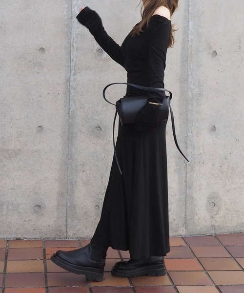 LAULEN(ローレン)の「drape nuance long dress /ドレープニュアンス長袖ロングワンピース(ワンピース・レディース・チャコールグレー/ブラック・FREE)」の12枚目の写真