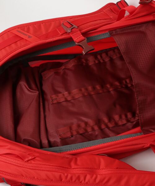 GREGORY(グレゴリー)の「ターギー32 TARGHEE 32 ガンマレッド S/Mサイズ(バックパック/リュック・メンズ・レッド系・ONE SIZE)」の4枚目の写真