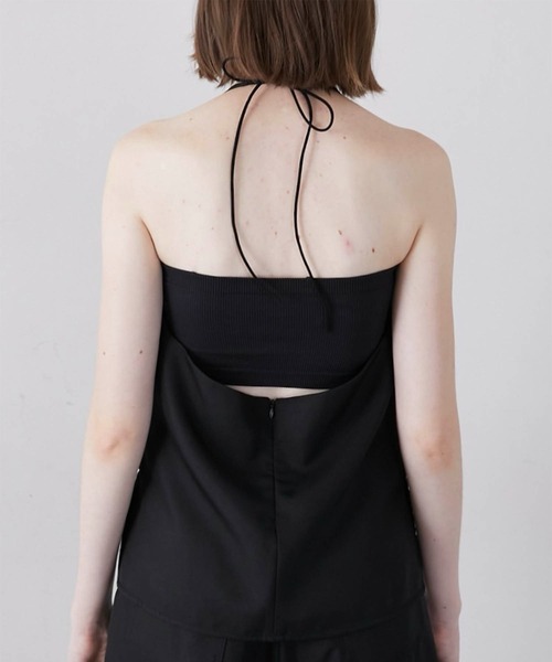 LA PEAU DE GEM(ラポドゥジェム)の「【LA PEAU DE GEM】backless halter neck/バックレスホルターネック(キャミソール・レディース・ブラック/ベージュ・FREE)」の3枚目の写真