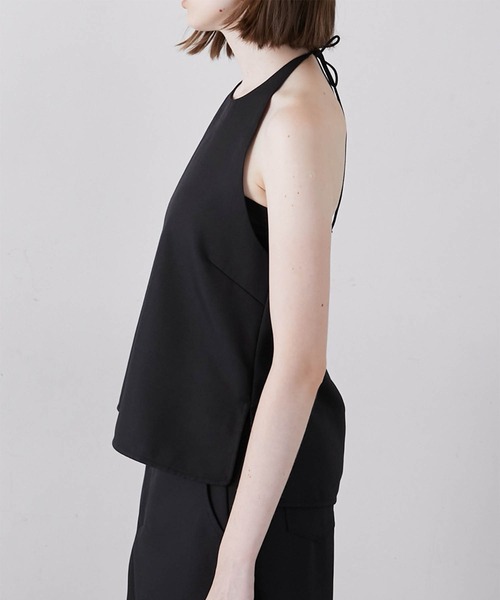 LA PEAU DE GEM(ラポドゥジェム)の「【LA PEAU DE GEM】backless halter neck/バックレスホルターネック(キャミソール・レディース・ブラック/ベージュ・FREE)」の4枚目の写真
