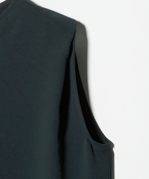 UNITED ARROWS & SONS(ユナイテッドアローズアンドサンズ)の「<D.O UNITED ARROWS BY DAISUKE OBANA for WOMEN> Ⅰ SL/LESS DRESS/ワンピース(ワンピース・レディース・ブラック/ダークグリーン・S/M)」の13枚目の写真