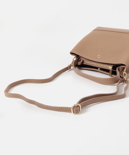 URBAN RESEARCH ROSSO WOMEN(アーバンリサーチ ロッソ)の「AULENTTI スクエアBAG(ハンドバッグ・レディース・ブラック/ベージュ系その他/グリーン・-)」の15枚目の写真