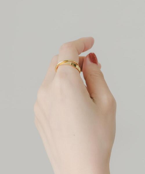 SMELLY（スメリー）の「ステンレスダブルリング（リング・レディース・ゴールド・13.5）」の4枚目の写真